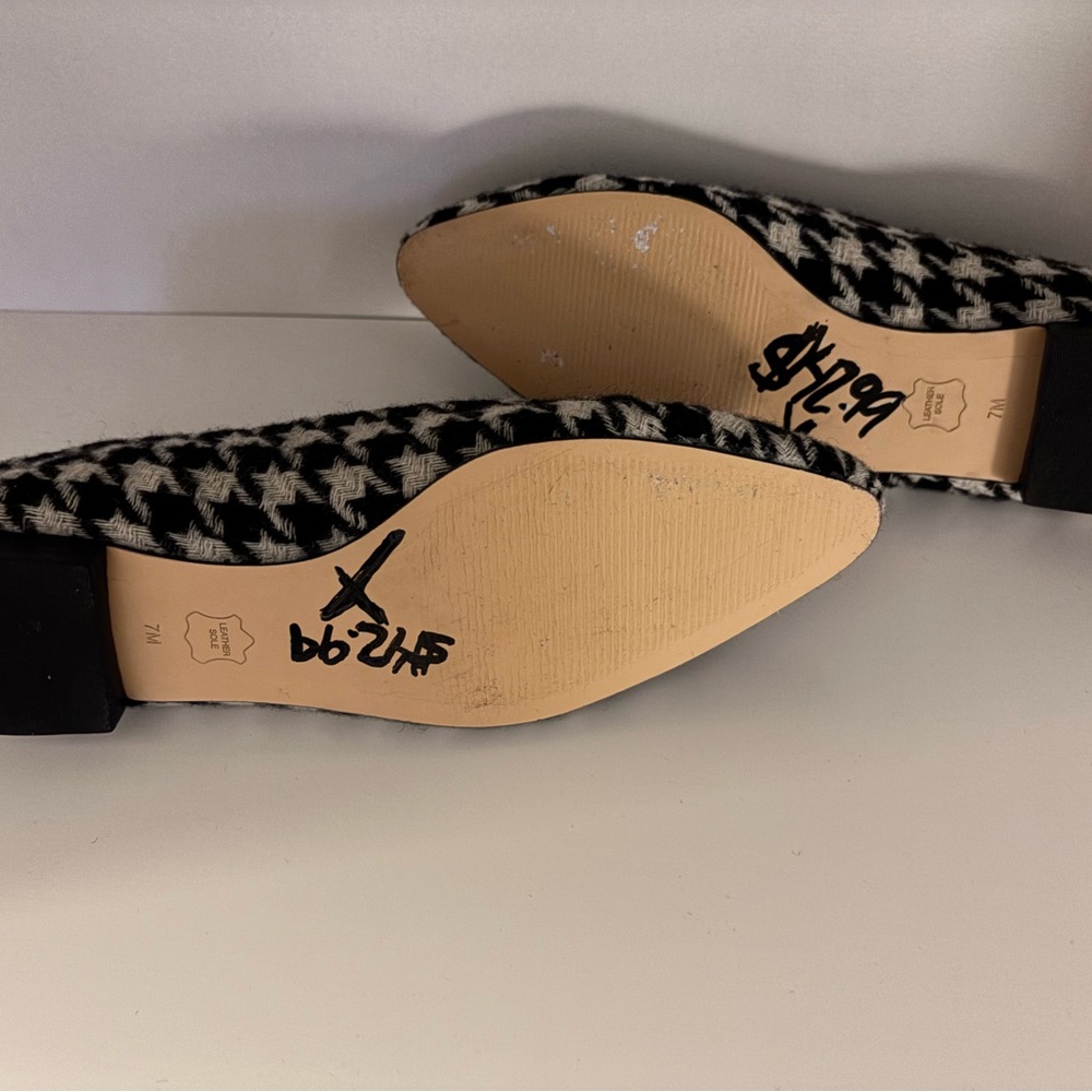 Talbots Black & White Houndstooth Pointed Flats - Picture 9 of 10